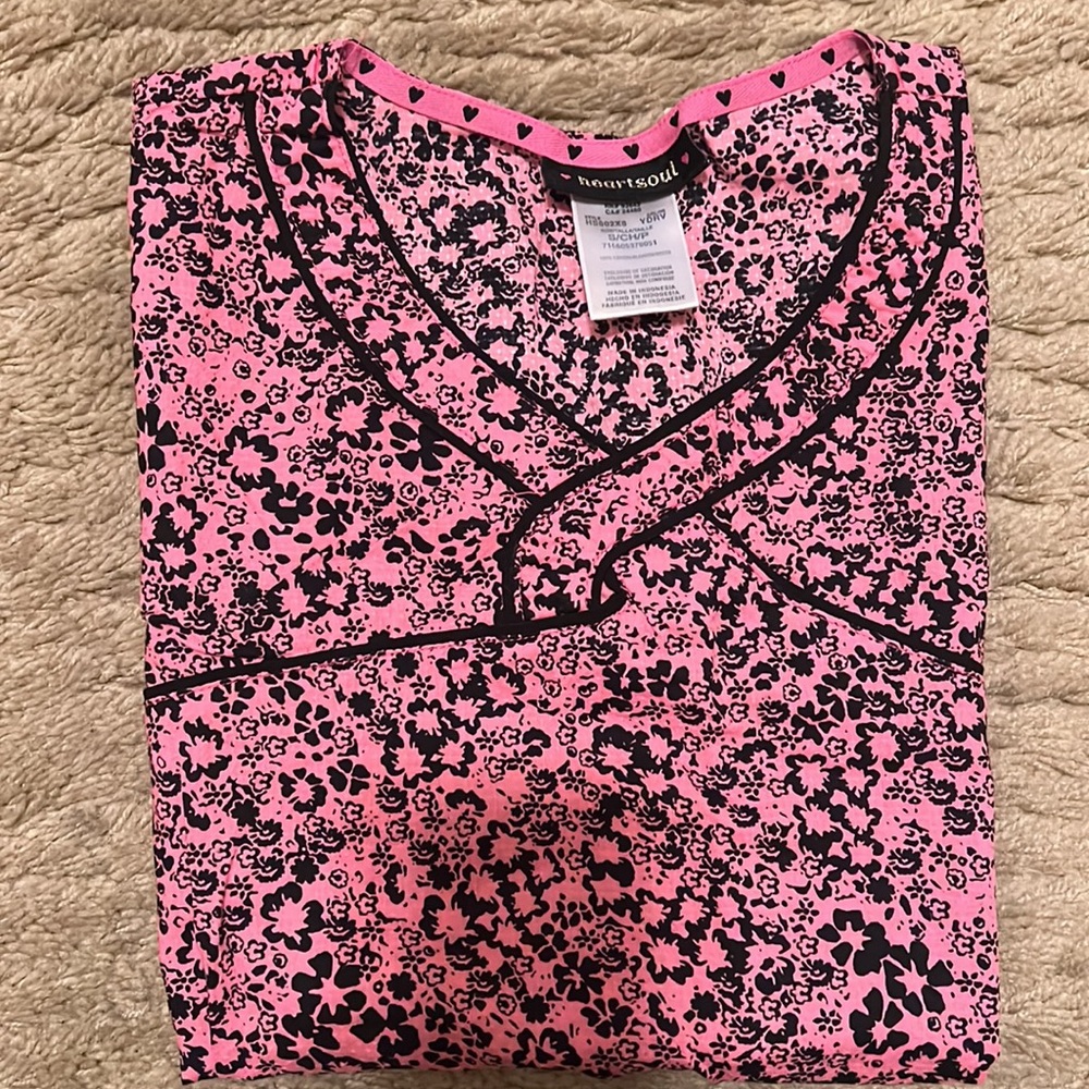 Heartsoul pink scrub top